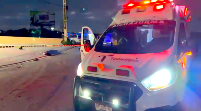Muere motociclista tras ser impactado por unidad del transporte privado