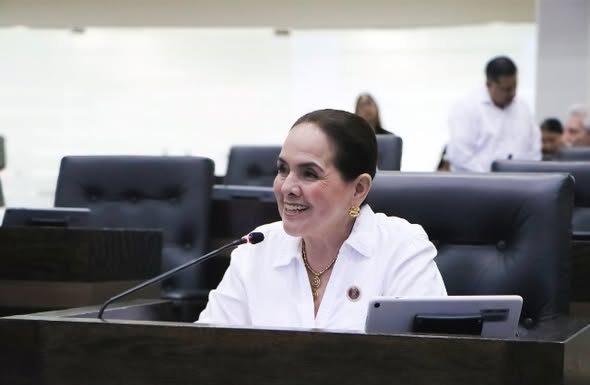 Impulsa Diputada acciones legislativas para proteger el desarrollo académico de jóvenes