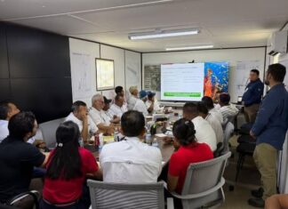 Sector pesquero y autoridades dialogan sobre proyecto energético en el golfo