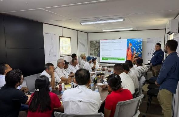 Sector pesquero y autoridades dialogan sobre proyecto energético en el golfo
