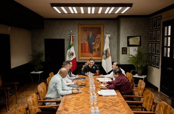 Alcalde Beto Granados firma contrato de donación para construir el primer CECI en Matamoros