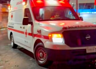 Unidad médica auxilia a víctimas al parecer las atropellaron