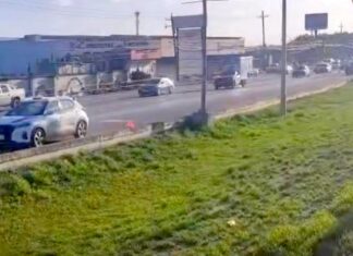 Accidentes viales dejan cuantiosos daños y caos vial