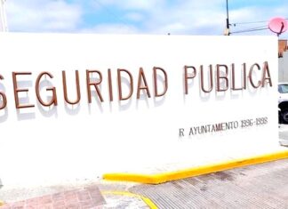 Arrestan a mujer por alterar el orden e intentar sacar mercancía de comercio