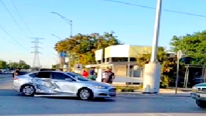 Choque deja da_os y caos vial en concurrida avenida (1)