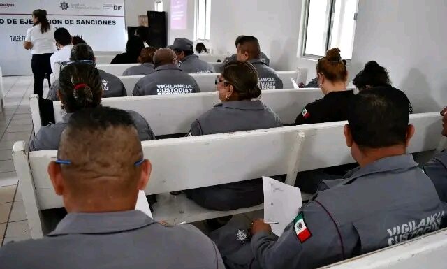 Recibe personal de CEDES Victoria capacitación para brindar trato digno a PPLs adultas mayores