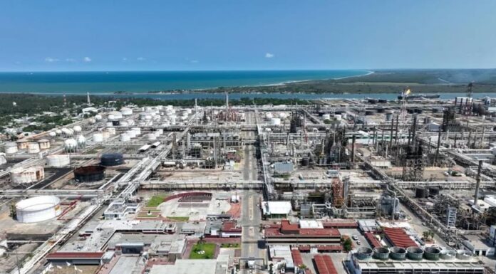 Pemex mantiene acciones de vigilancia y atención en instalaciones colindantes al Río Pánuco