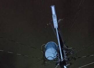 Dan seguimiento a diversas afectaciones en el suministro de energía eléctrica por lluvias