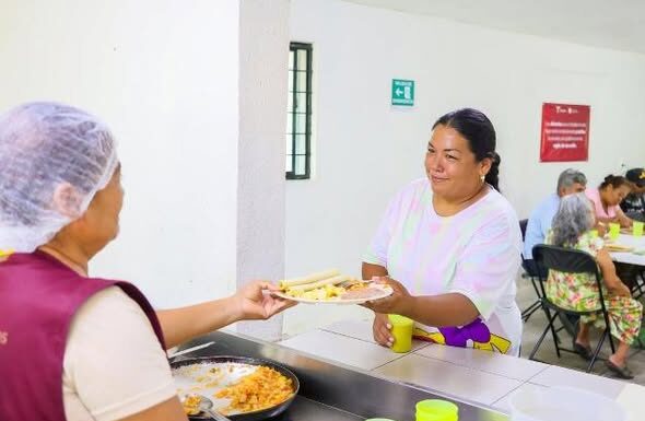 Visitan Comedores del Bienestar para garantizar seguridad alimentaria