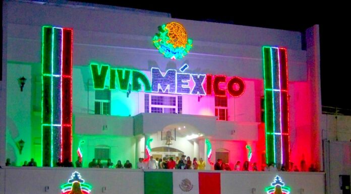 Alcalde Carlos Peña Ortiz, invitan a celebrar aniversario de la Independencia de México
