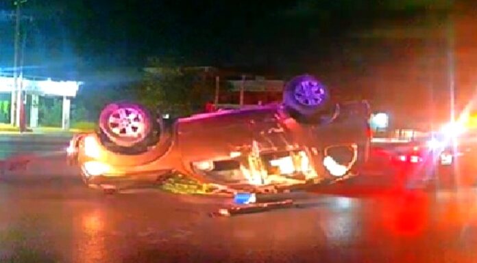 Vuelca unidad en carretera Reynosa-Río Bravo dejando daños