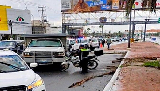 Chocan en el boulevard Morelos y deja un lesionado