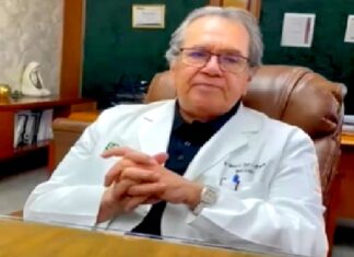 Félix Rendón permanece grave e intubado; médicos descartan violencia física y buscan diagnóstico