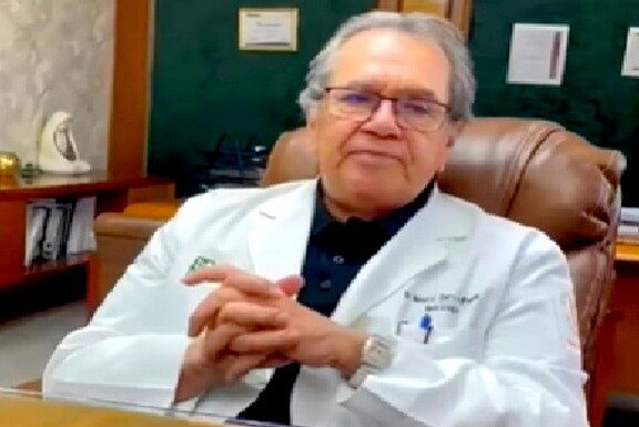 Félix Rendón permanece grave e intubado; médicos descartan violencia física y buscan diagnóstico