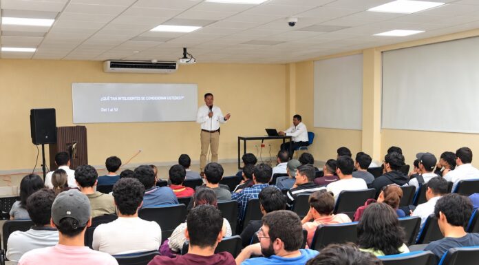 «Sacude» conferencia de EXATEC a estudiantes del TecNM campus Victoria