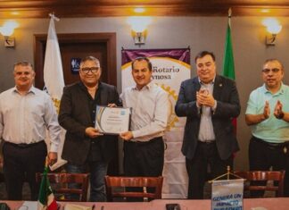 Presenta Arqui Eduardo López Arias proyectos de infraestructura hidráulica ante el Club Rotario Reynosa